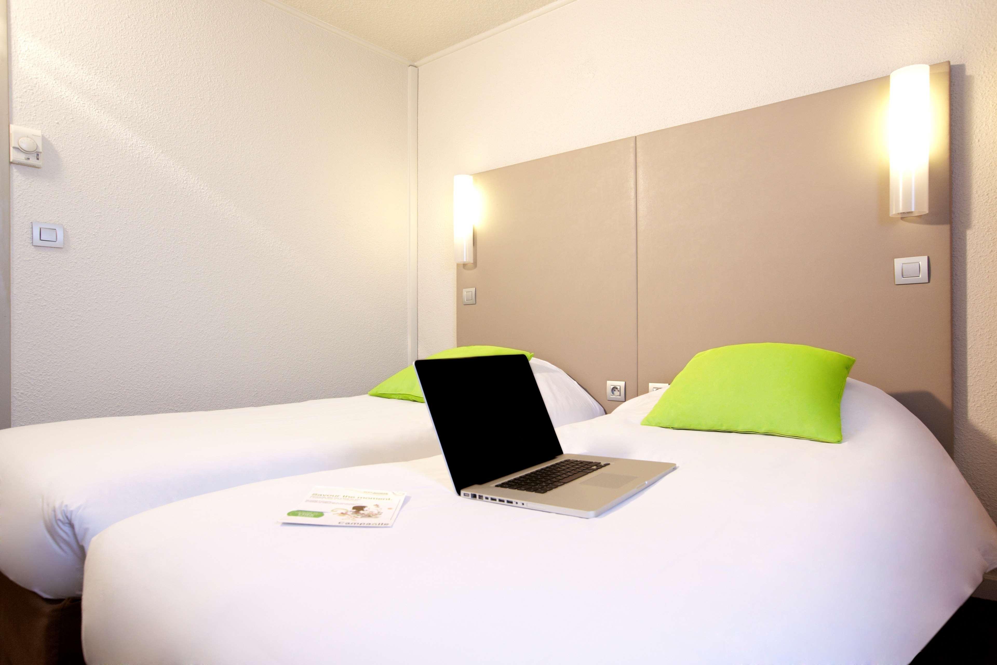 Campanile Lille - Seclin Hotel Exterior photo